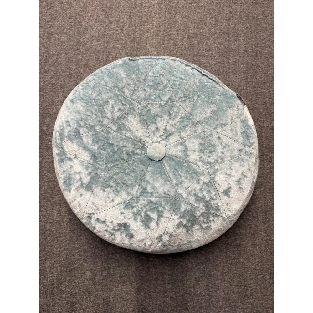 Broyhill Legacy Round Crushed Velvet Throw Pillow Blue Quilted  Button Tufted